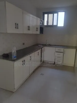 2bdrm Apartment in አያት, Yeka for rent