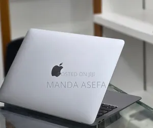 New Laptop Apple MacBook Air 2020 M1 8GB Apple M1 SSD 256GB