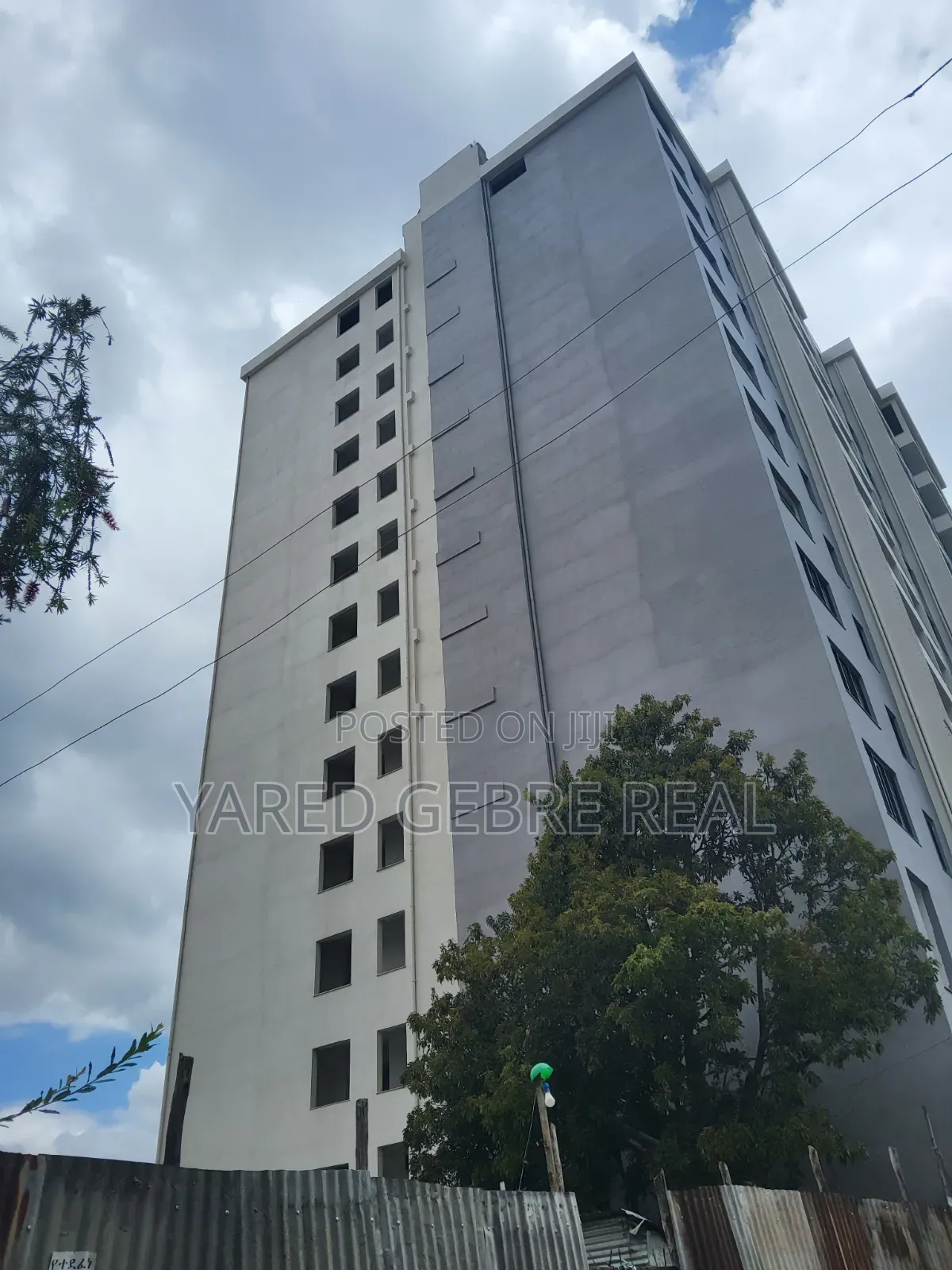 2bdrm Apartment in በ6 የሚረከቡት ዘመናዊ , Yeka for sale