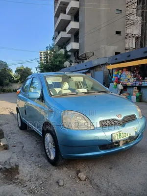 Toyota Vitz 2002 Blue