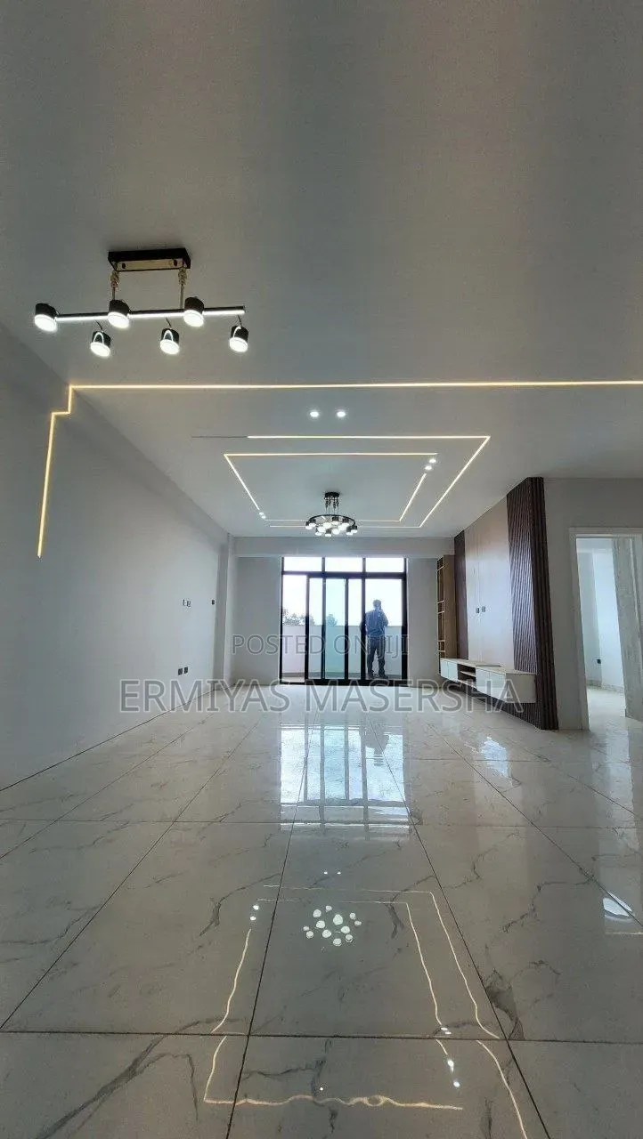 Furnished 3bdrm Apartment in Yeka for sale