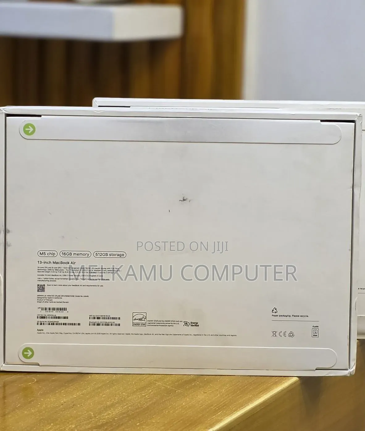 New Apple MacBook Air 2026 M5 13-inch 16GB Intel Core i7 SSD 512GB