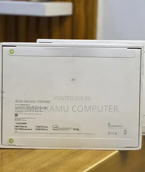 New Apple MacBook Air 2026 M5 13-inch 16GB Intel Core i7 SSD 512GB