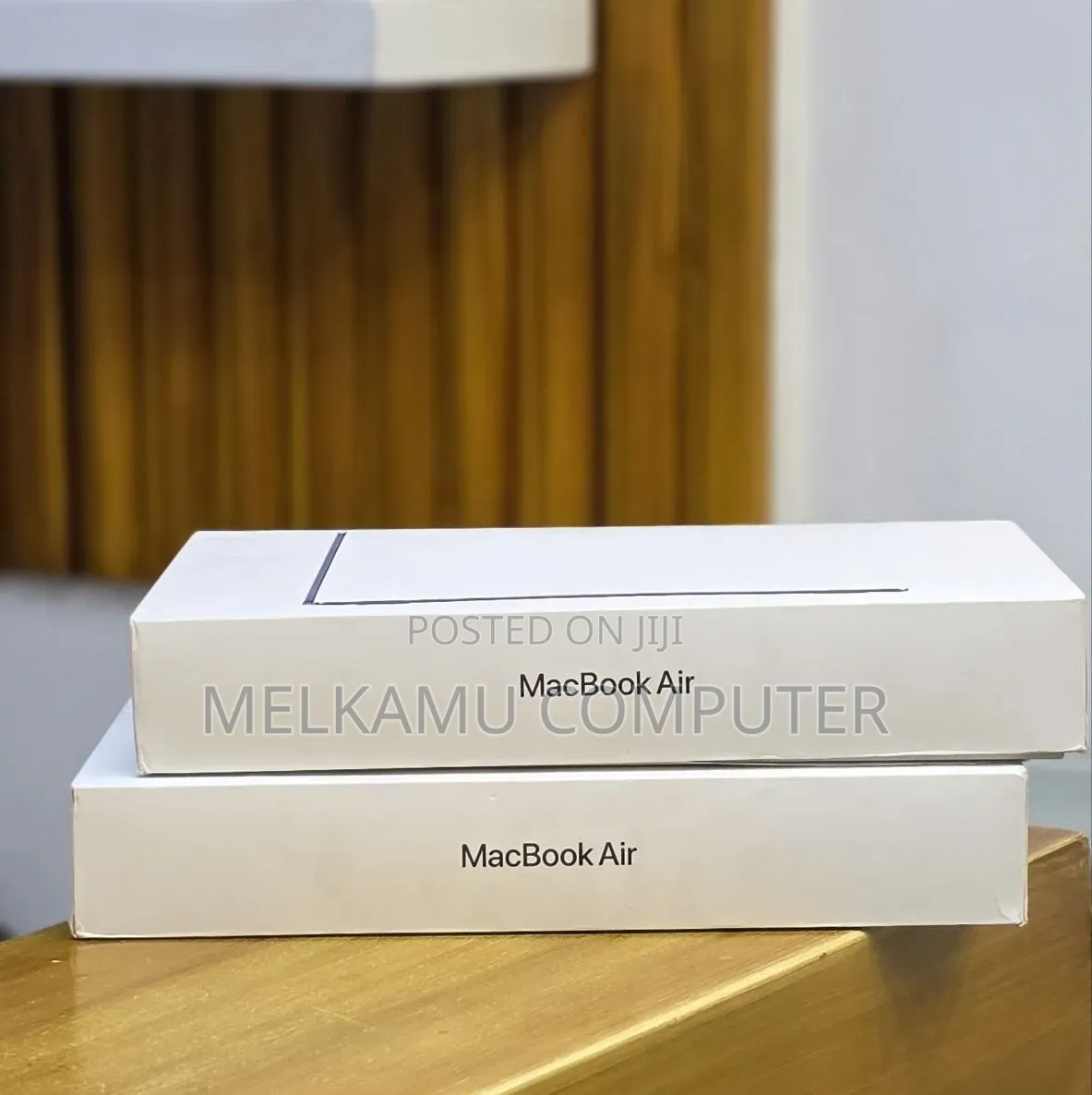 New Apple MacBook Air 2026 M5 13-inch 16GB Intel Core i7 SSD 512GB