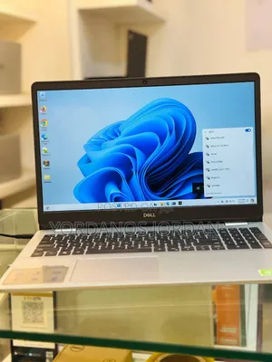 New Laptop Dell Inspiron 15 16GB Intel Core i7 SSD 512GB