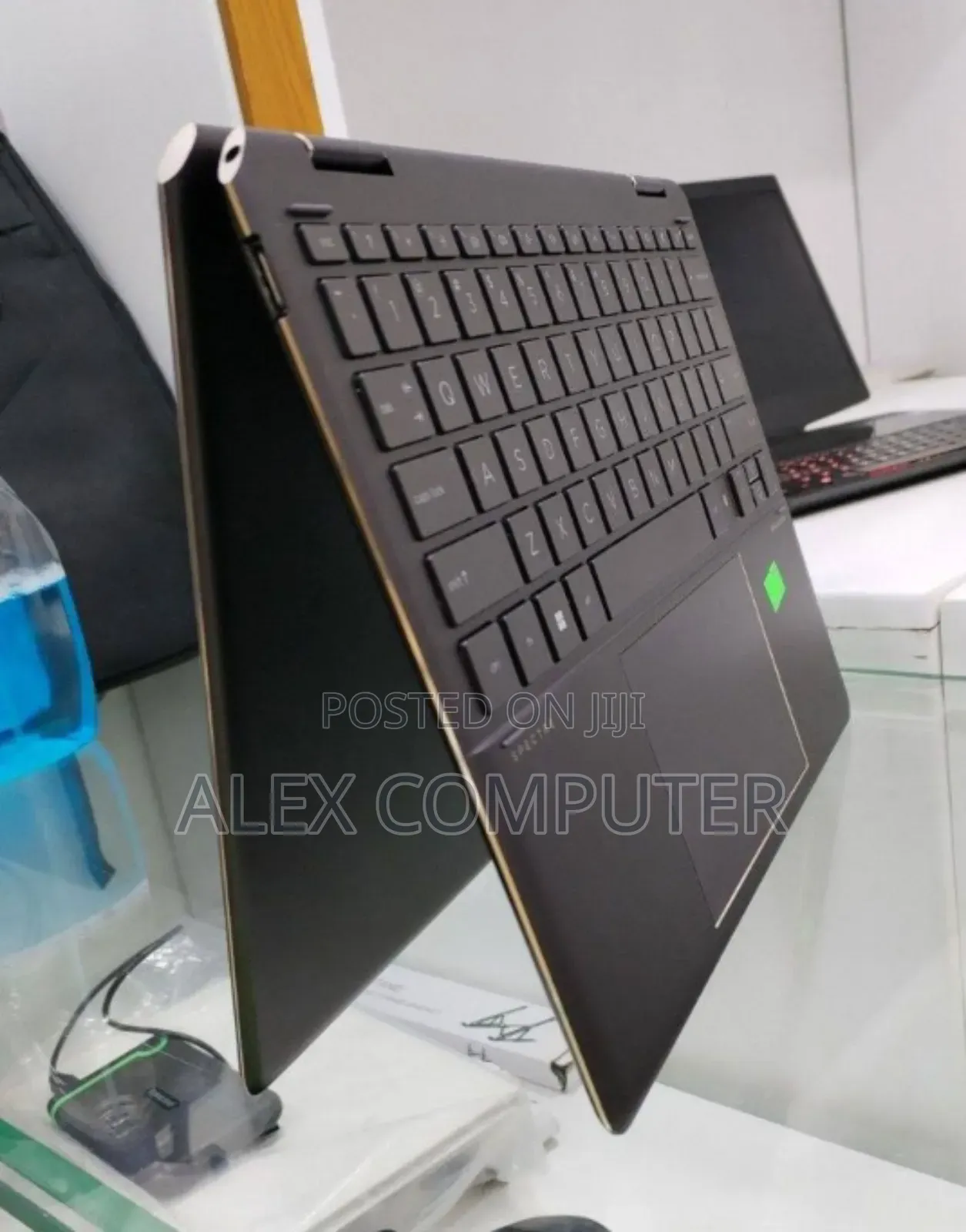 New Laptop HP Spectre X360 13 16GB Intel Core i7 SSD 1T