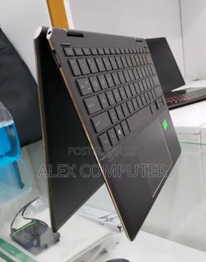 New Laptop HP Spectre X360 13 16GB Intel Core i7 SSD 1T