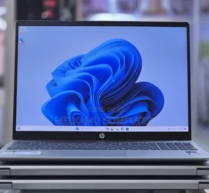 New Laptop HP Pavilion 15 8GB Intel Core Ultra 5 SSD 512GB