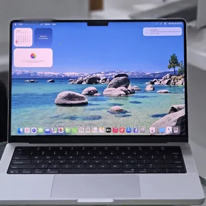 New Laptop Apple MacBook Pro 16GB Apple M5 SSD 512GB