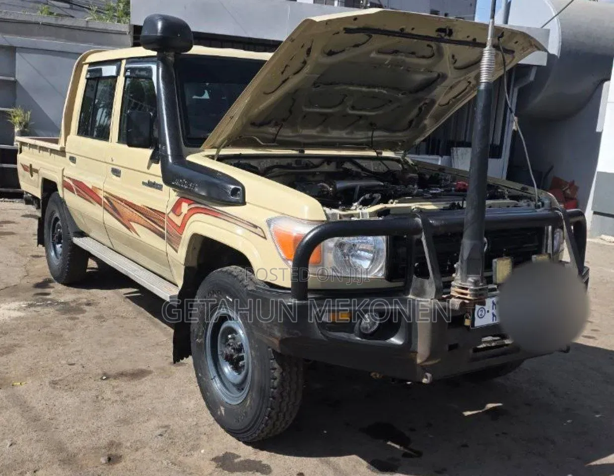 Toyota Land Cruiser 2020 Gold