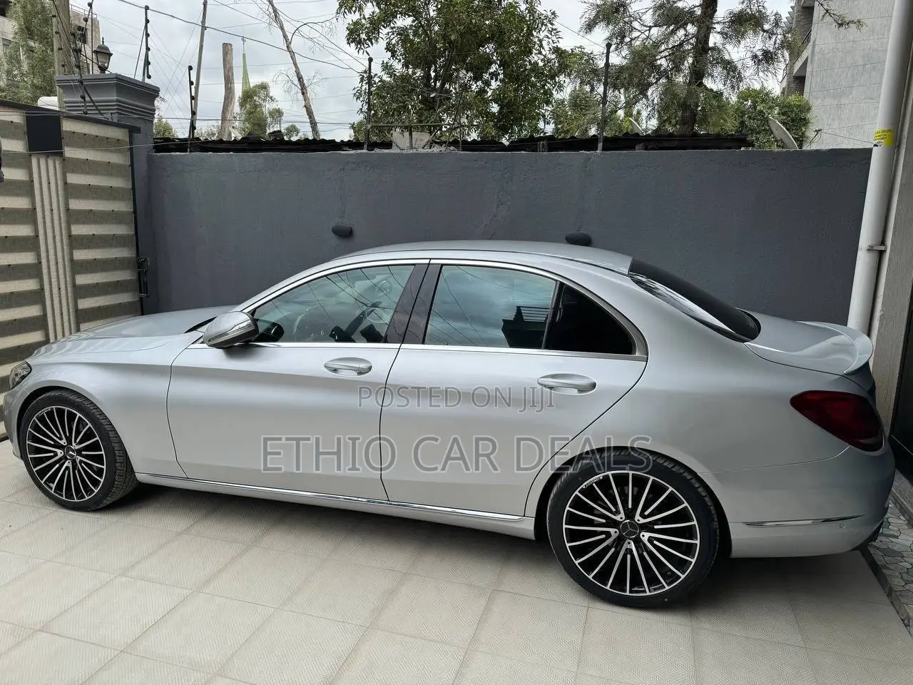 Mercedes-Benz C180 2015 Silver