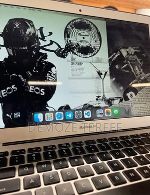 New Laptop Apple MacBook Air 2014 8GB Intel Core i7 SSD 128GB