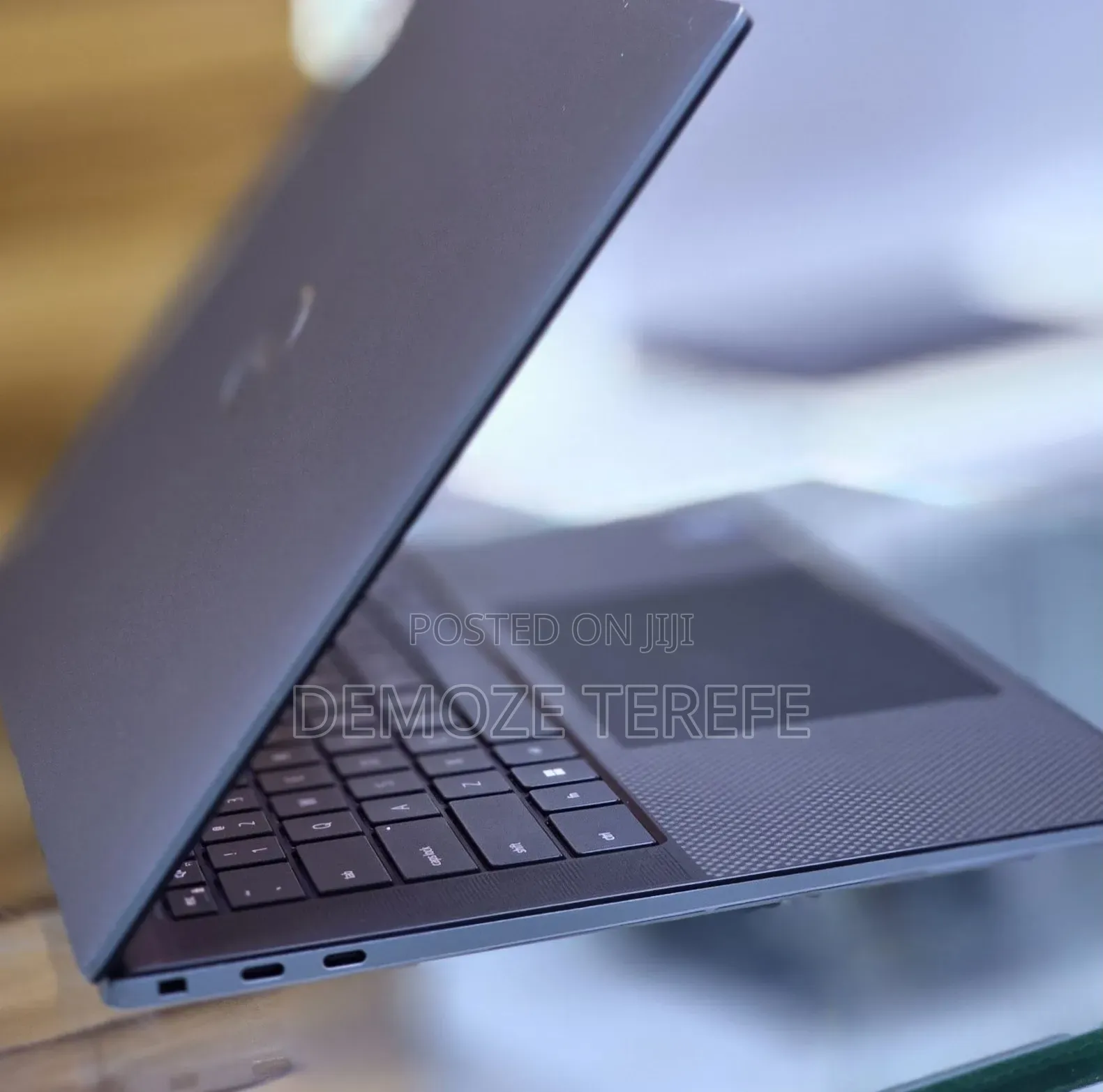 New Laptop Dell Precision 15 3520 16GB Intel Core i9 SSD 512GB