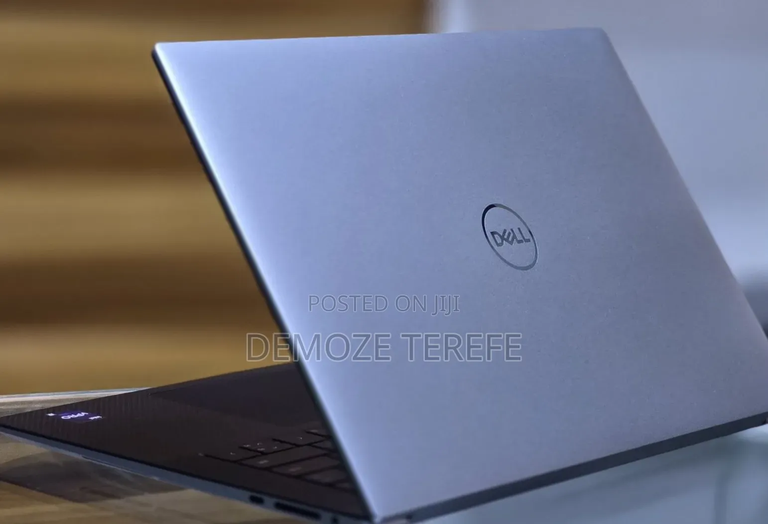 New Laptop Dell Precision 15 3520 16GB Intel Core i9 SSD 512GB