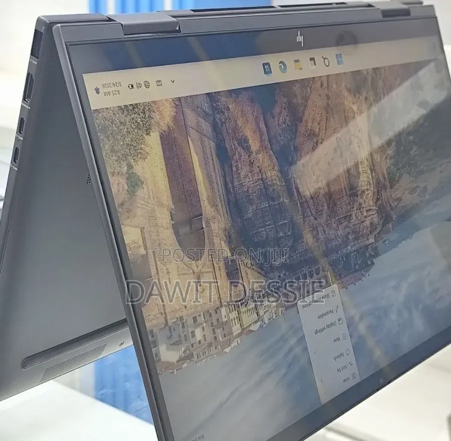 New Laptop HP Envy X360 8GB AMD Ryzen 5 SSD 256GB