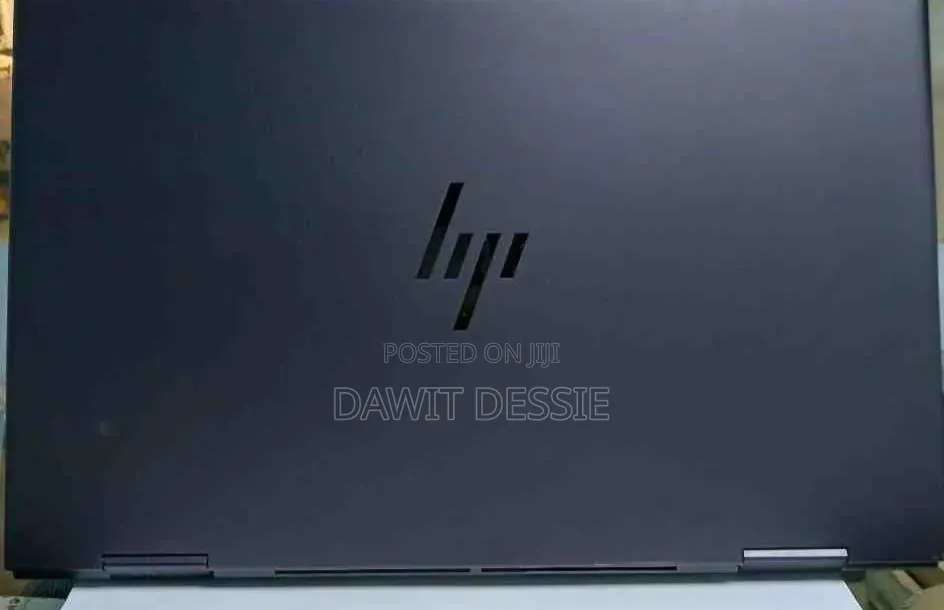 New Laptop HP Envy X360 8GB AMD Ryzen 5 SSD 256GB