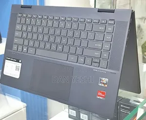 New Laptop HP Envy x360 8GB AMD Ryzen 5 SSD 256GB