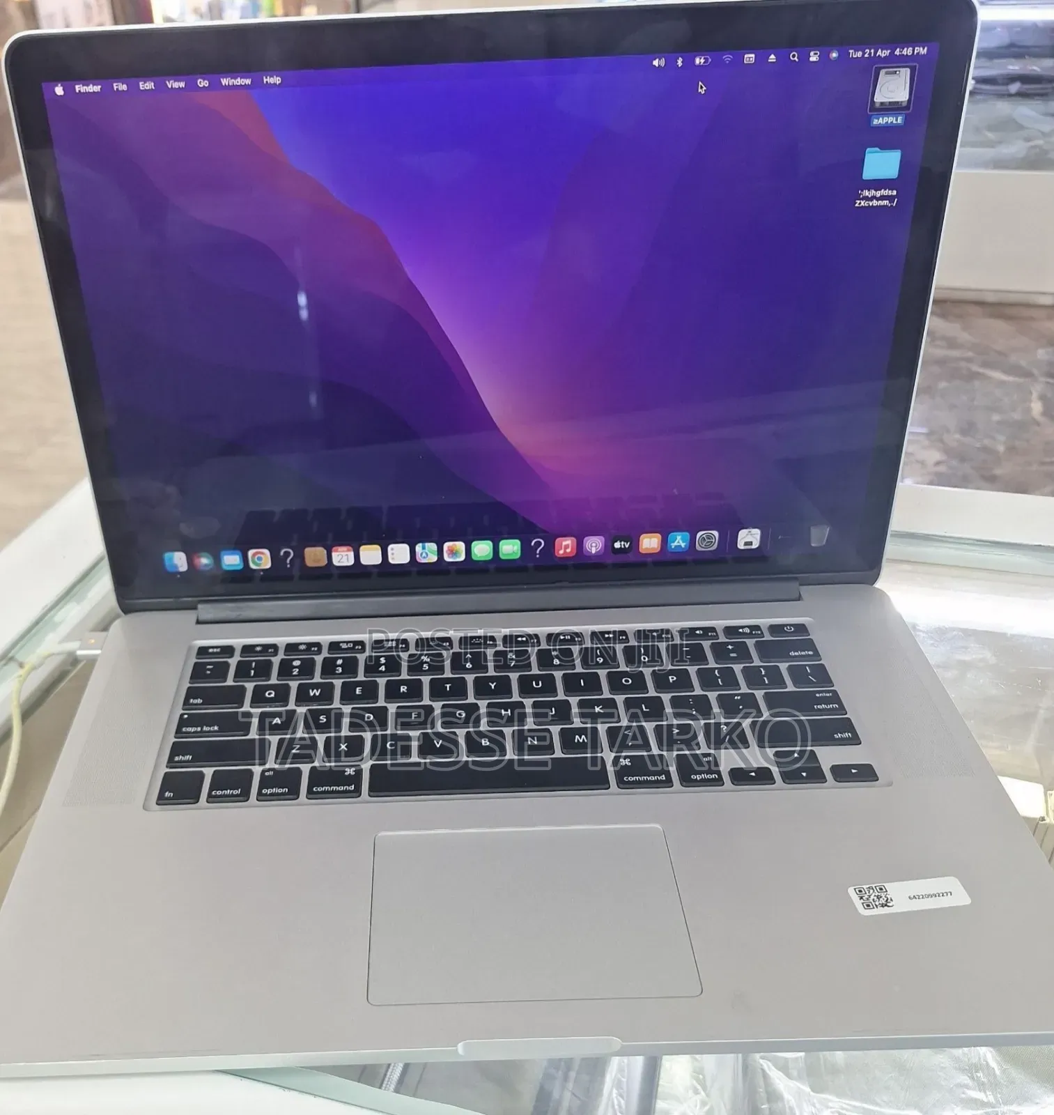 New Laptop Apple MacBook Pro 2015 16GB Intel Core i7 SSD 256GB
