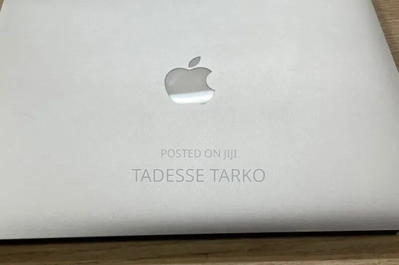 New Laptop Apple MacBook Air 2014 8GB Intel Core i7 SSD 128GB