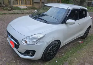 Suzuki Swift 2021 White