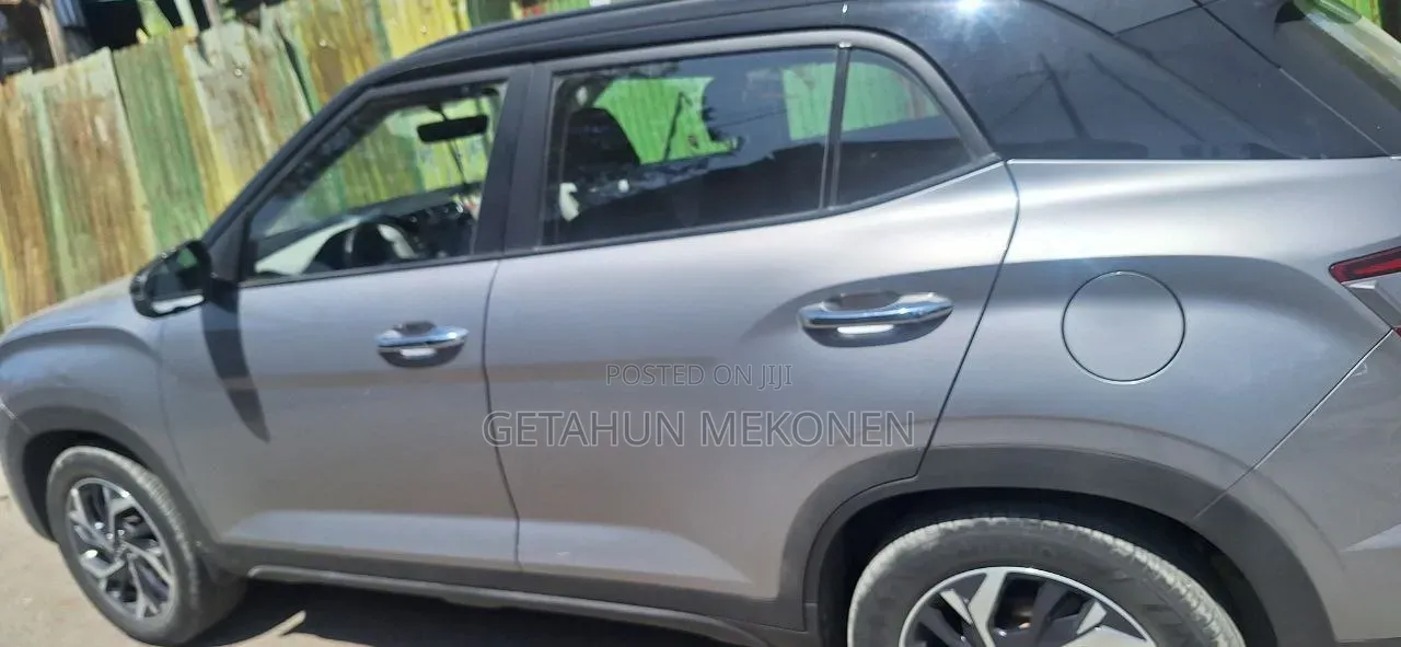 Hyundai Creta 2023 Silver