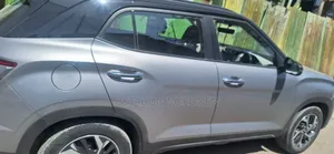 Hyundai Creta 2023 Silver