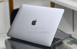 New Laptop Apple MacBook Air 2020 M1 8GB Apple M1 SSD 256GB
