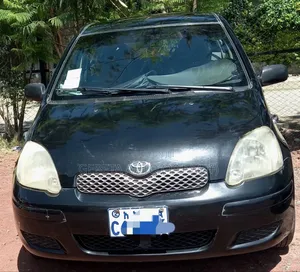 Toyota Yaris 2004