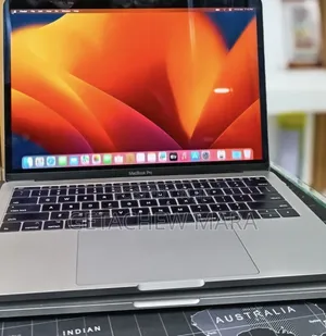 New Laptop Apple MacBook Pro 2017 16GB Intel Core i5 SSD 256GB