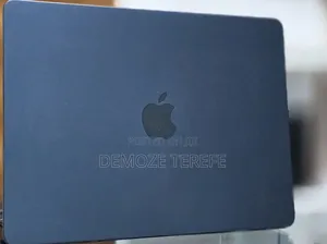 New Laptop Apple MacBook Air 2025 M4 13-inch 16GB Apple M4 SSD 256GB