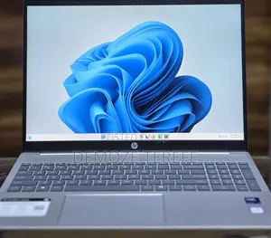 New Laptop HP Pavilion 15 8GB Intel Core Ultra 5 SSD 512GB