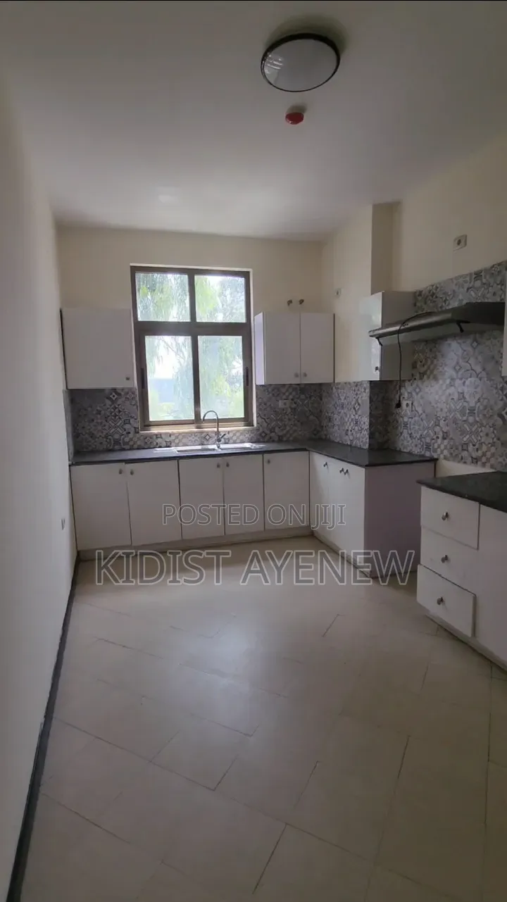 Furnished 3bdrm Apartment in Bole for sale