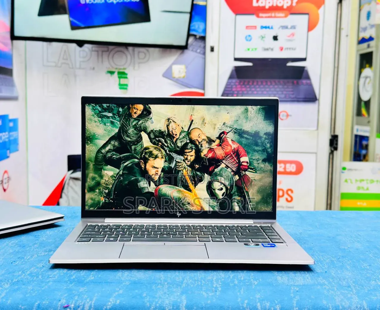 New Laptop HP ZBook Firefly G8 16GB Intel Core i5 SSD 512GB