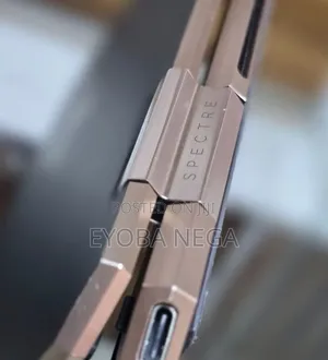 New Laptop HP Spectre 16GB Intel Core i7 SSD 1T
