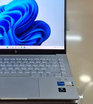 New Laptop HP Pavilion 15 8GB Intel Core i5 SSD 512GB
