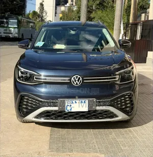 Volkswagen ID.6 2022 Blue
