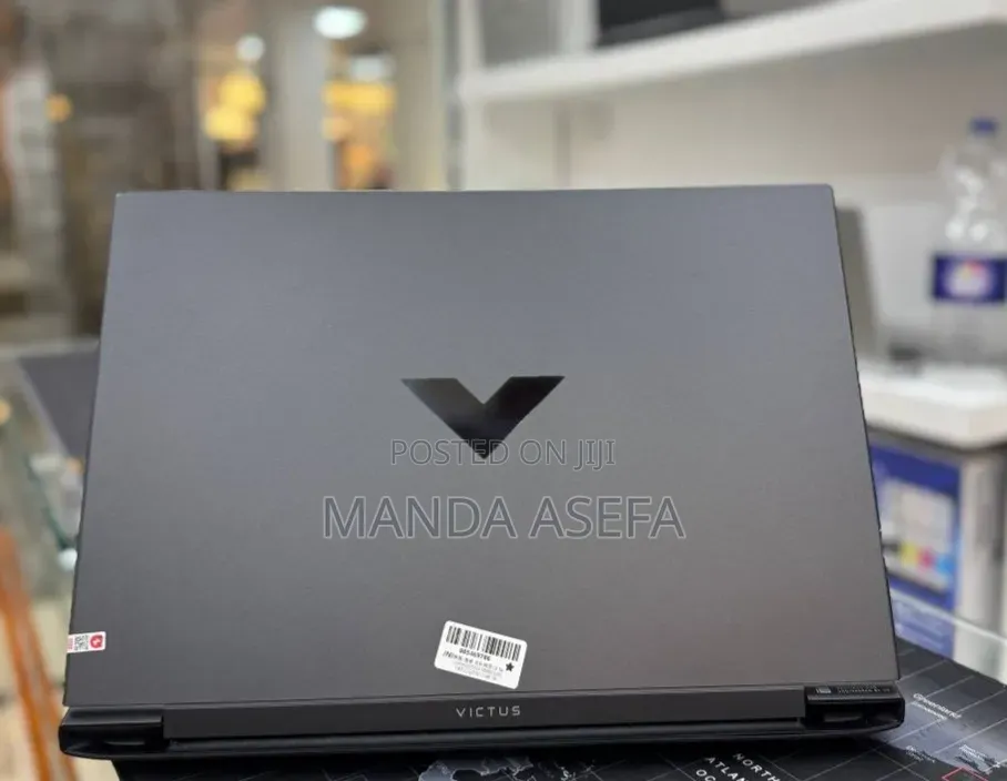 New Laptop HP Victus 16 16GB Intel Core i7 SSD 1T