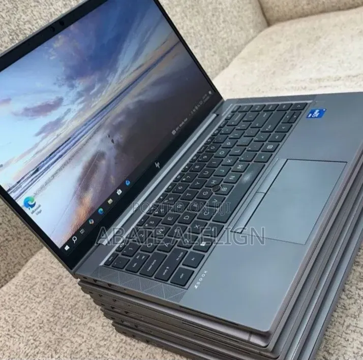 New Laptop HP ZBook Studio 16GB Intel Core i7 SSD 512GB