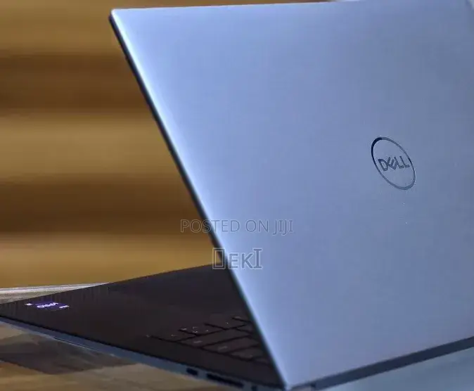 New Laptop Dell Precision 5550 16GB Intel Core i9 SSD 512GB
