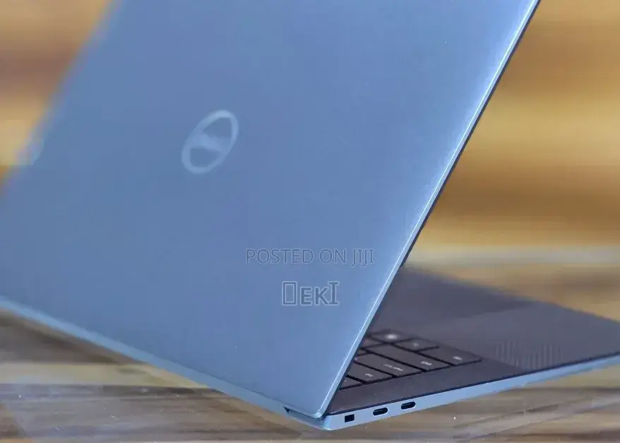 New Laptop Dell Precision 5550 16GB Intel Core i9 SSD 512GB