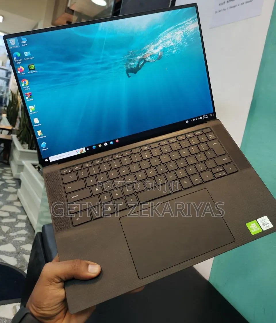 New Laptop Dell Precision 5550 16GB Intel Core i7 SSD 512GB