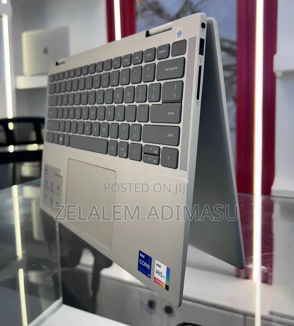 New Laptop Dell Inspiron 14 16GB Intel Core i7 SSD 1T