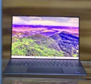 New Laptop Dell Precision 15 5510 16GB Intel Core i9 SSD 512GB