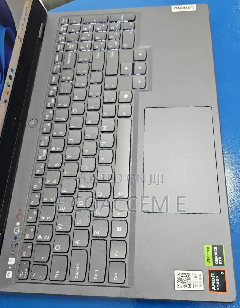 New Laptop Lenovo 16GB AMD Ryzen 7 SSD 512GB
