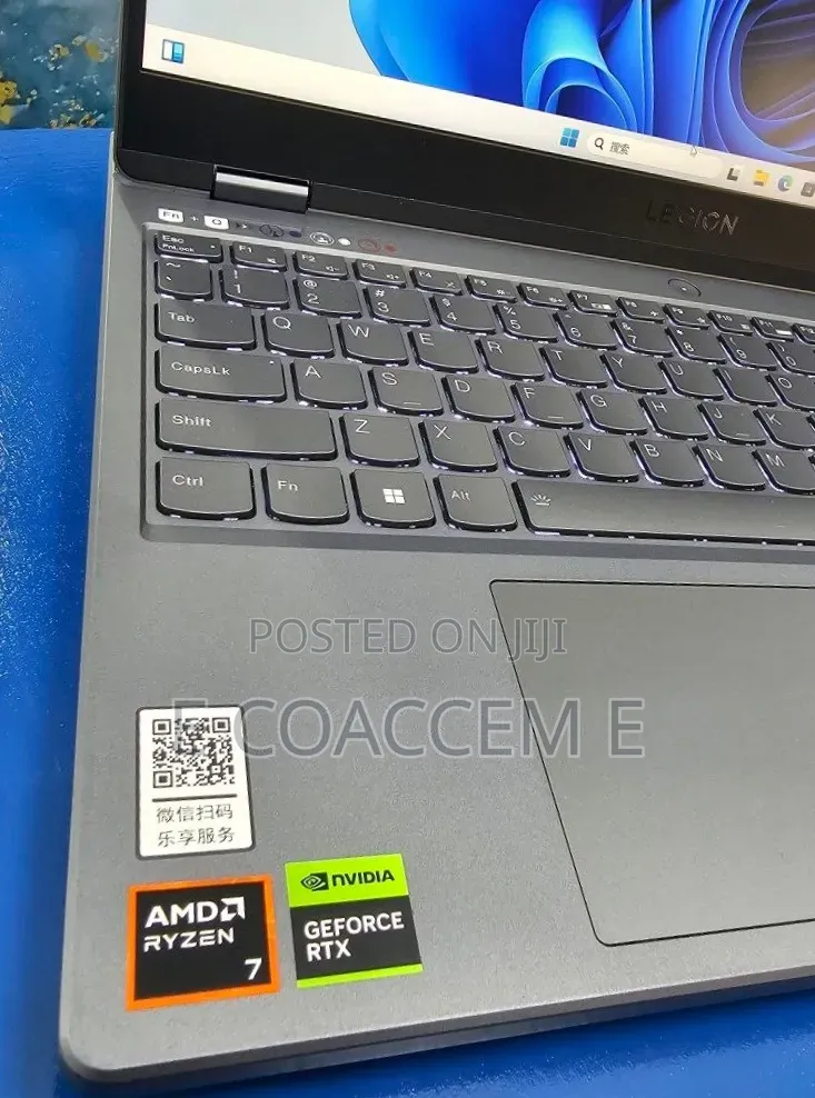 New Laptop Lenovo 16GB AMD Ryzen 7 SSD 512GB