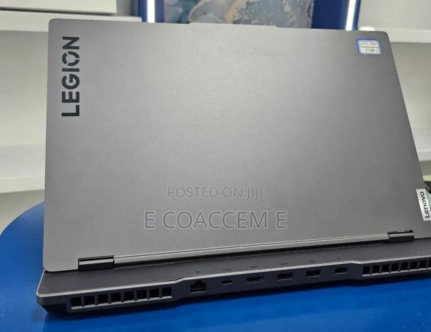 New Laptop Lenovo 16GB AMD Ryzen 7 SSD 512GB