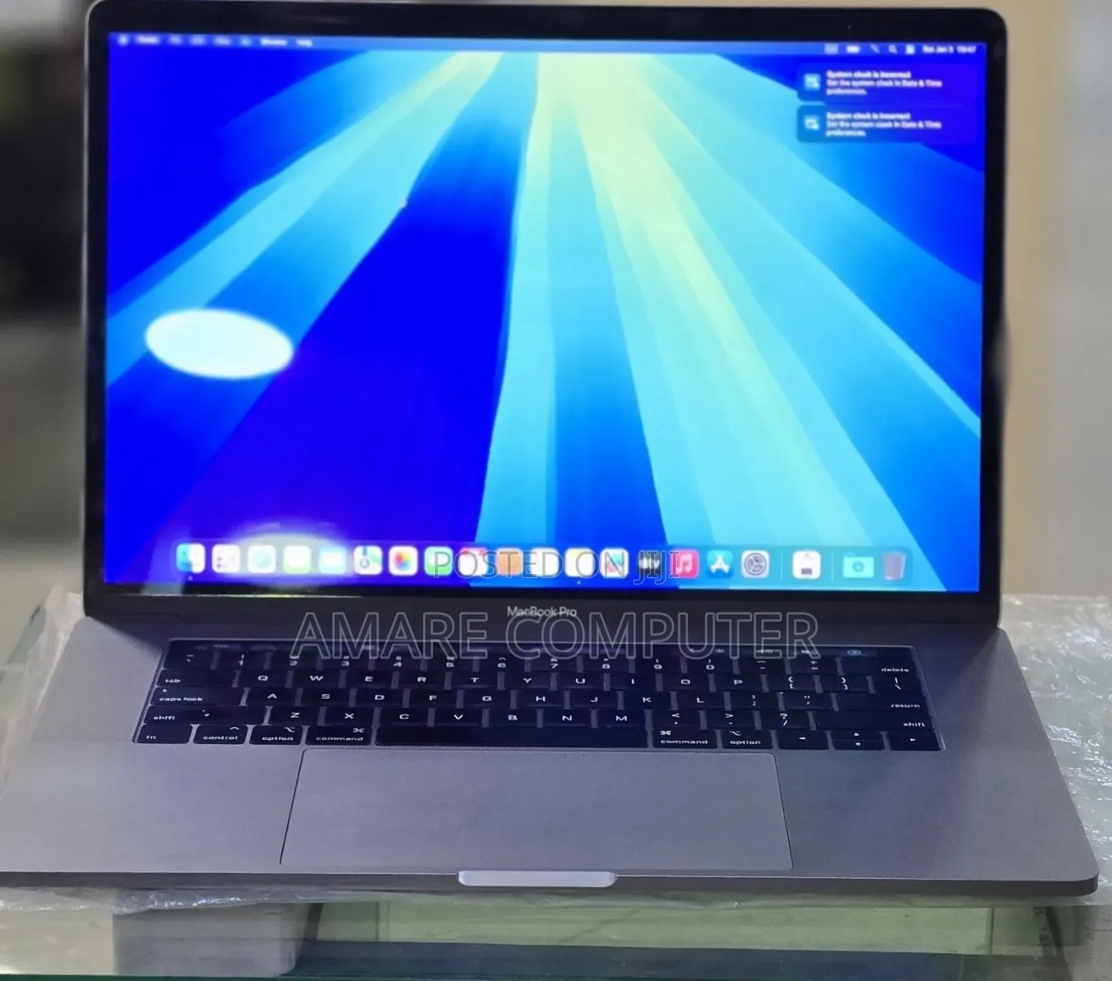 New Laptop Apple MacBook Pro 2018 16GB Intel Core i7 SSD 512GB