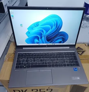 New Laptop HP ZBook 15 G6 16GB Intel Core i7 SSD 512GB