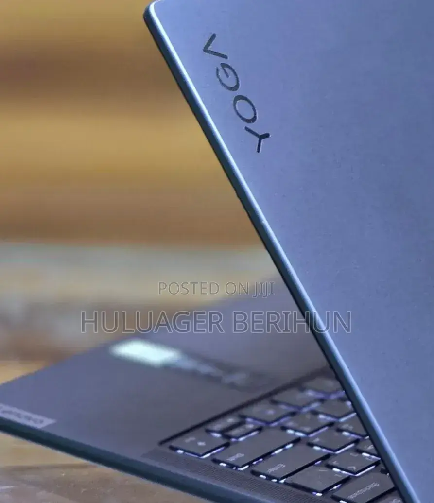 New Laptop Lenovo Yoga 7i 16GB Intel Core i7 SSD 512GB
