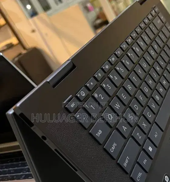 New Laptop HP Envy X360 16GB Intel Core i7 SSD 1T